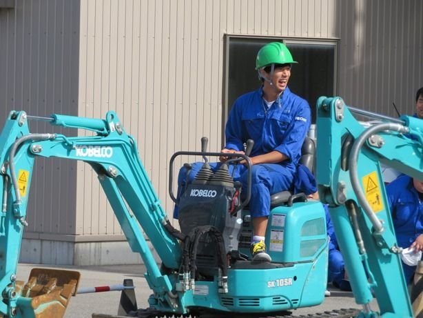 Thông báo tuyển đơn hàng Vận hành thiết bị xây dựng